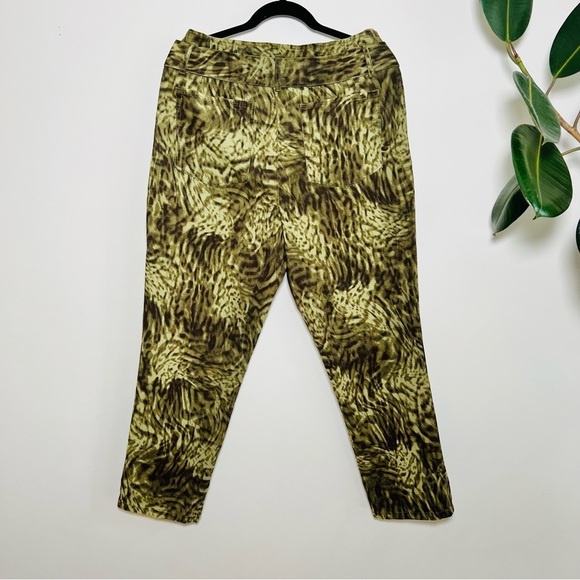 Good American Upgrade Jungle High Waisted Pants - Picture 4 of 7